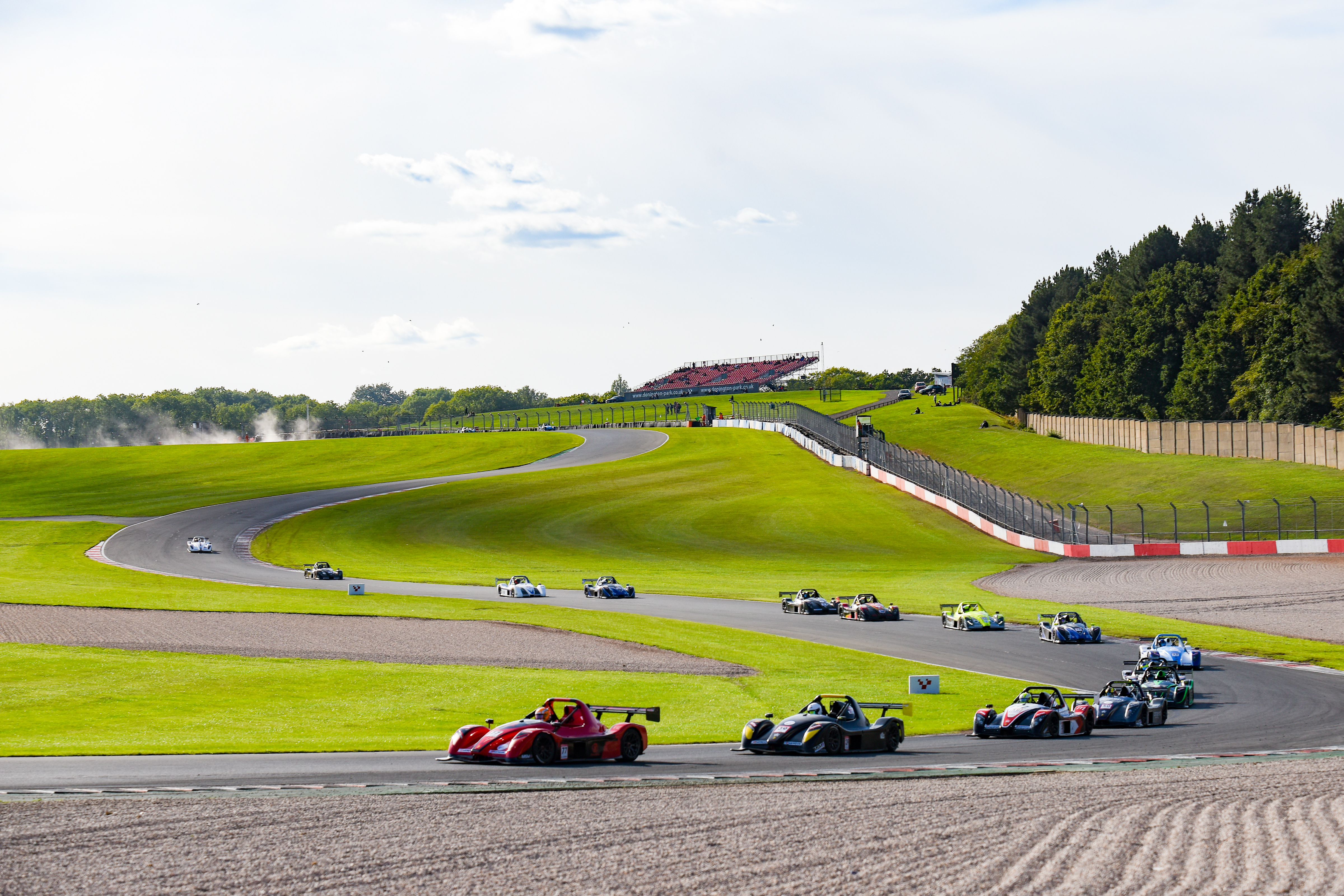 Radical Challenge and SR1 Cup Finale at Donington Park
