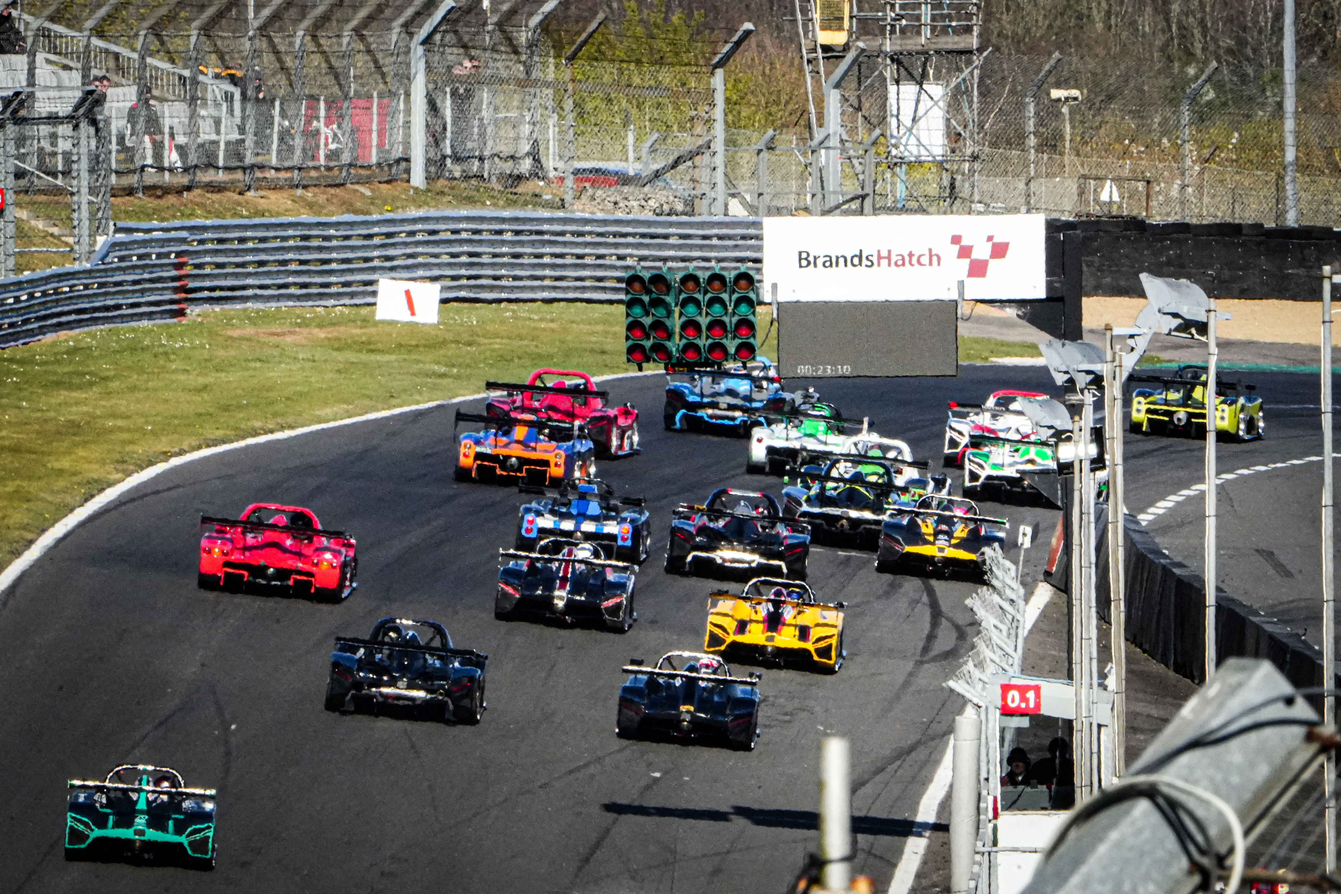 Shane Stoney Shines with Stunning Success in Radical Club Challenge UK Season Opener