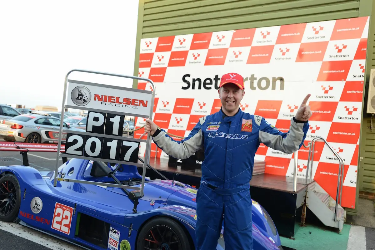 Oliver Barker Seals 2017 Radical Challenge Championship Crown