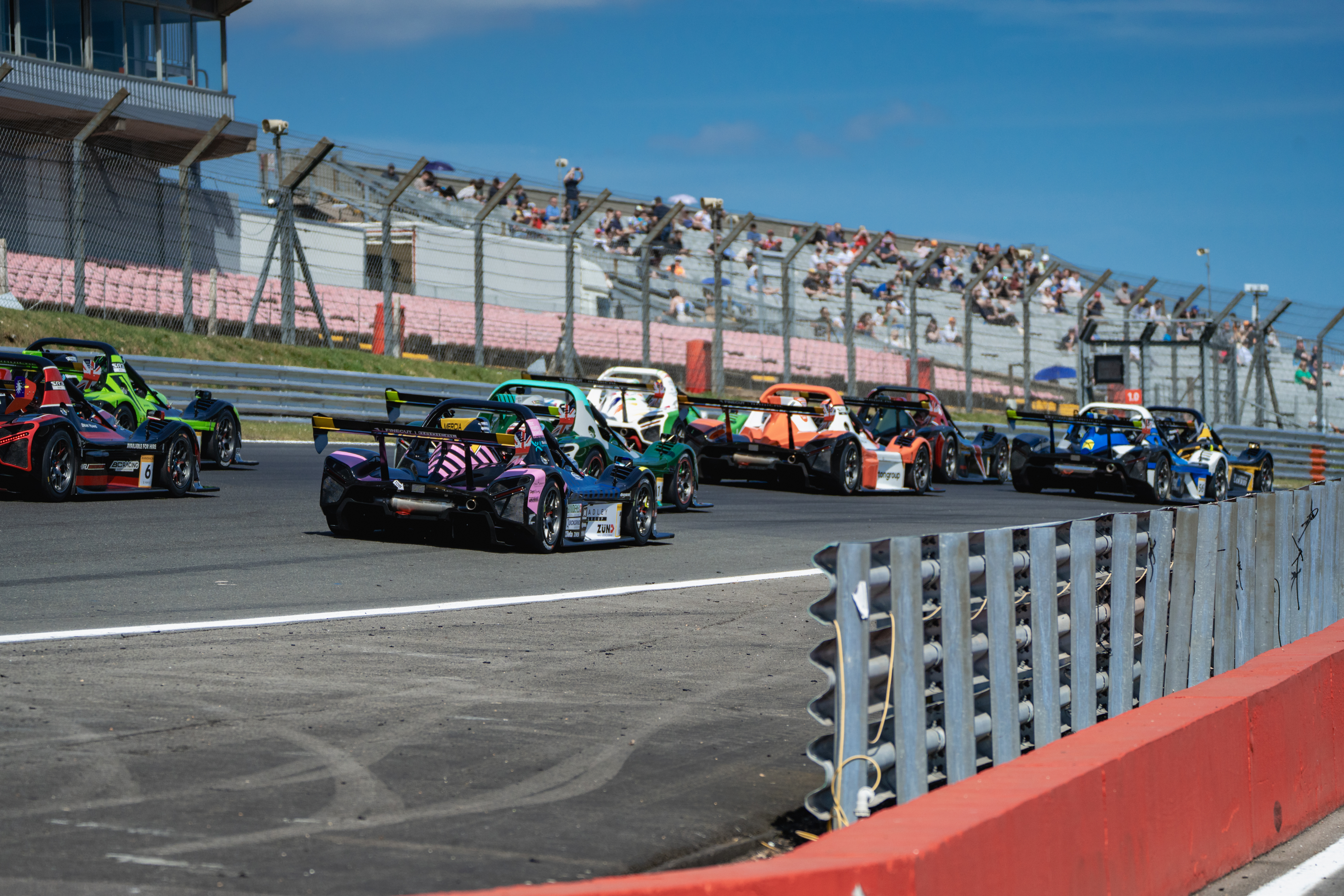 ROUND 1 FINECUT RADICAL CUP UK - BRANDS HATCH RACE REPORT