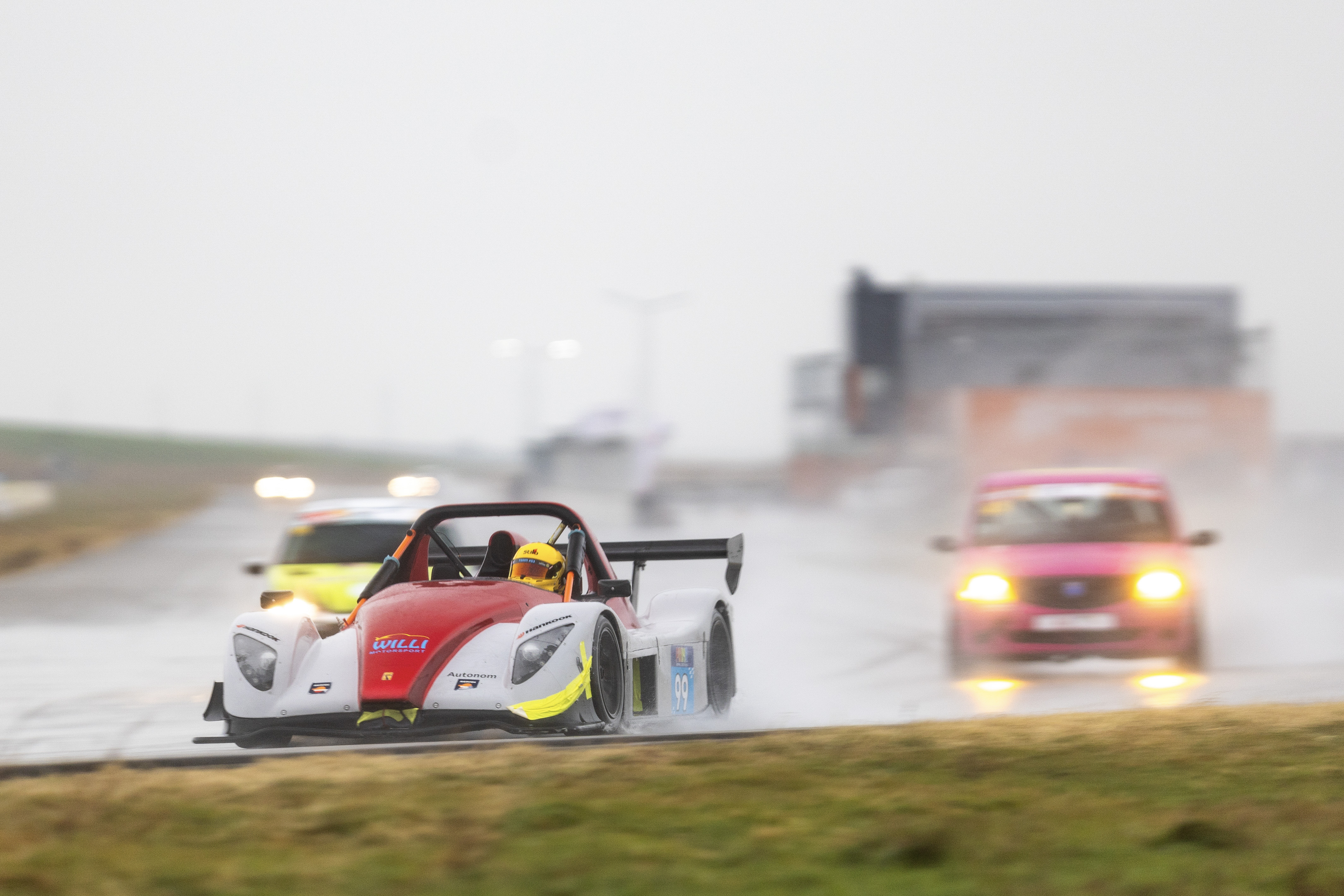 Radical Triumphs in Romanian Endurance Cup Finale