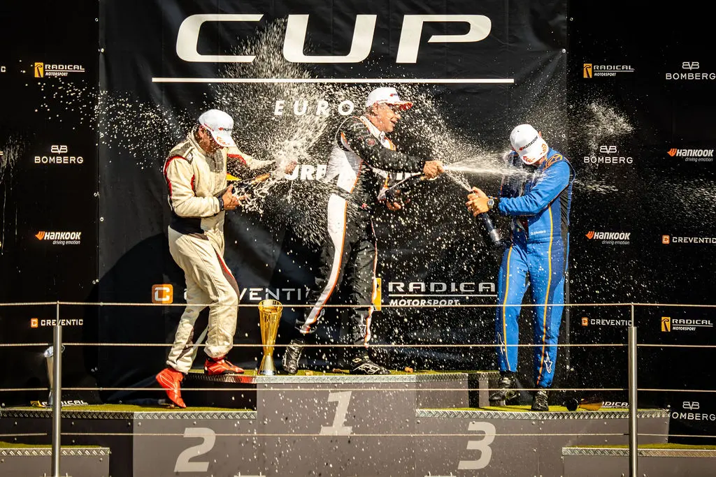 Report: Bachmann wins and Littlewood shines in action-packed Nürburgring thriller